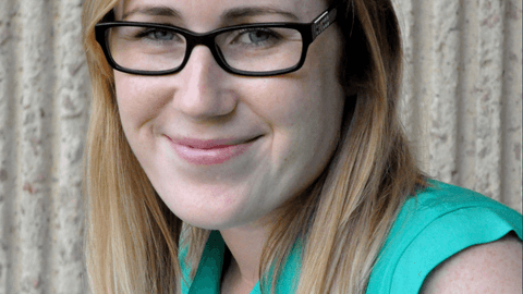 Between Death and Commemoration