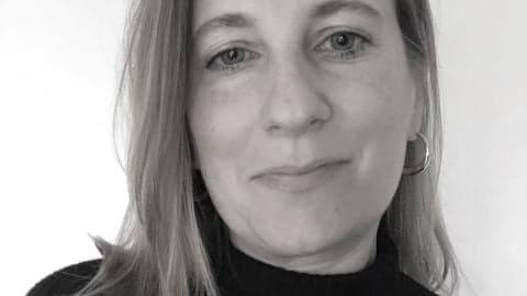 Commodifying selfhood and rearticulating consumer capitalism